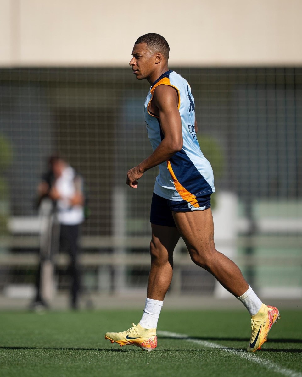 双点牵制 双点牵制